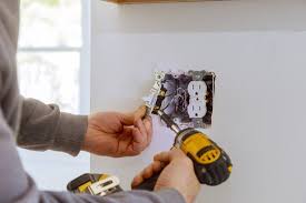 Best Emergency Electrical Repair Services  in Tano Road, NM